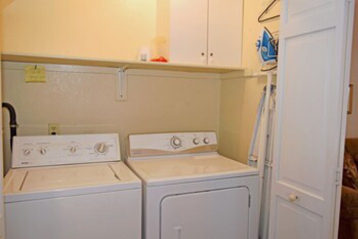 Laundry 7 of 23