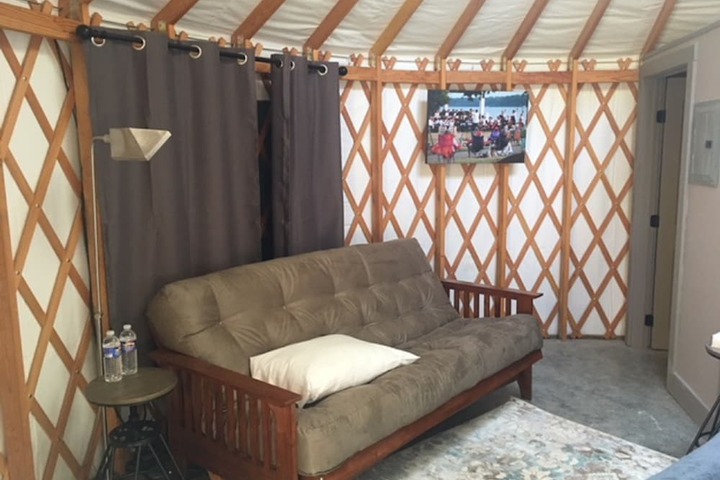 Room 4 of 30
