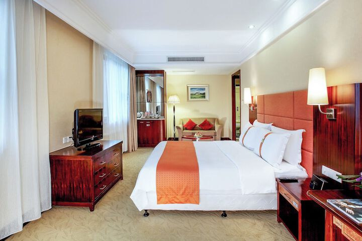 Room 30 of 147