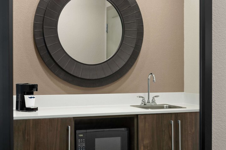 Minibar