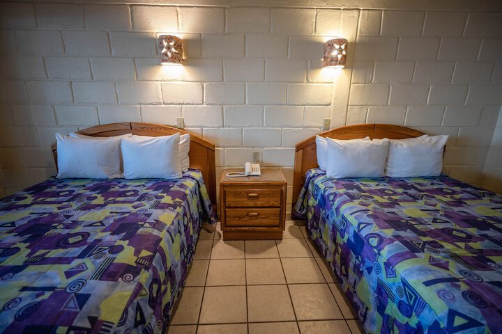 Room 18 of 51
