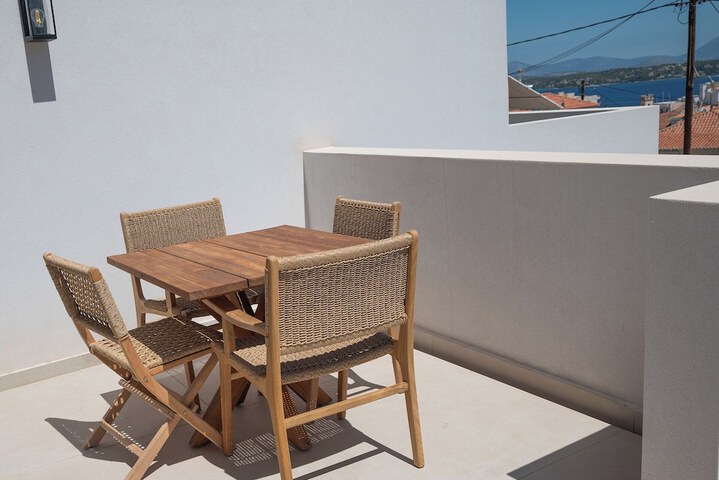 Terrace/Patio 177 of 182