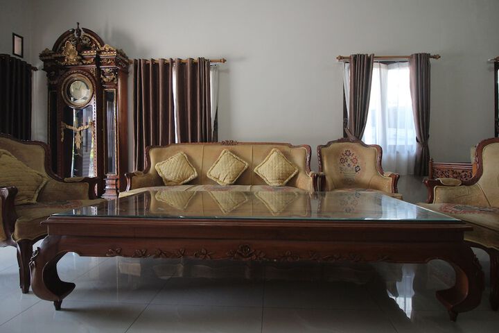 Hotel Interior 6 of 34