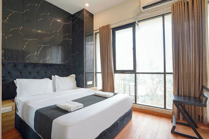 Room 19 of 37