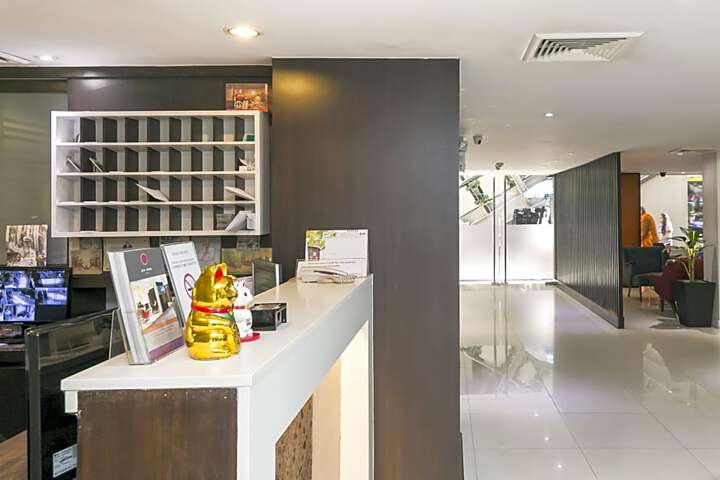 Photo 6