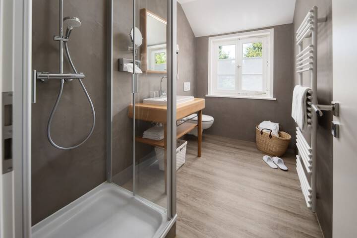 Bathroom Vanities
