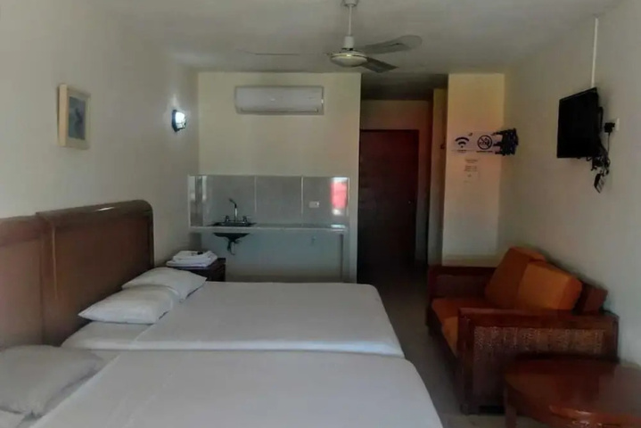Room 2 of 15