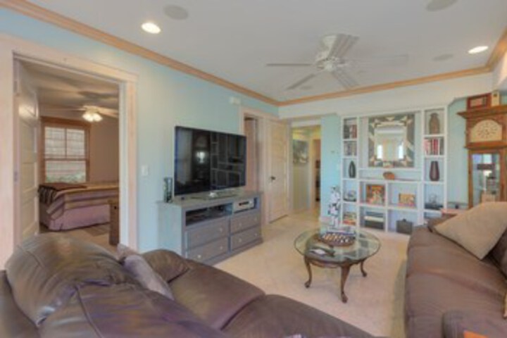 Exterior of Ground Floor Near the Beach - Sleeps 6 - 2 Bedroom