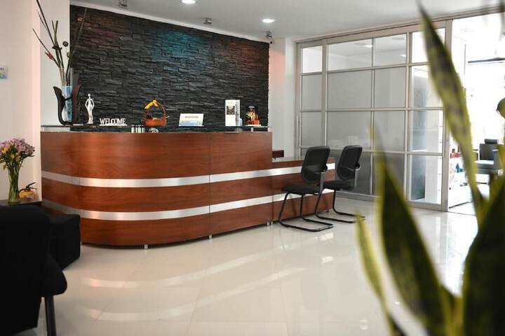 HOTEL LAVERDIERI