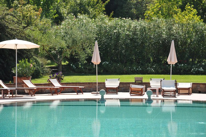 Pool 43 of 64