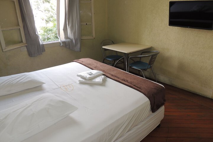 Room 37 of 107