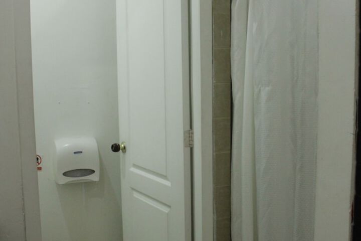 Room 73 of 160