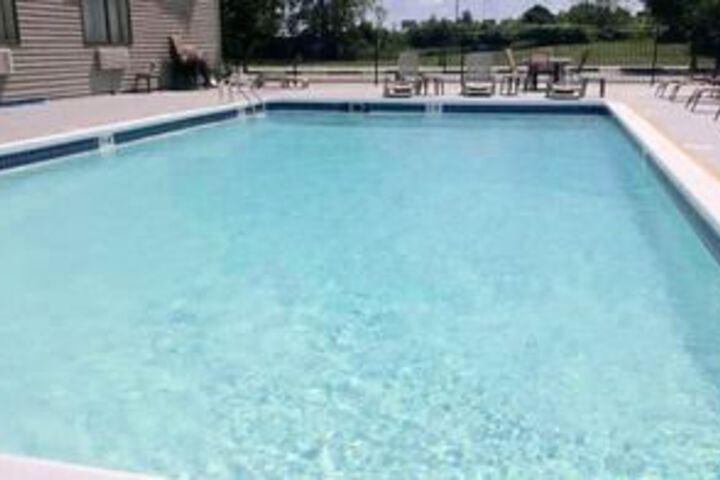 Pool 20 of 24
