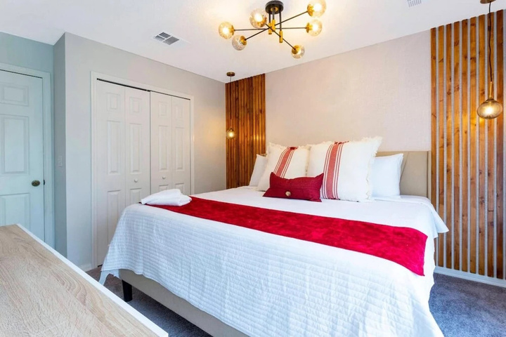 Room 4 of 21