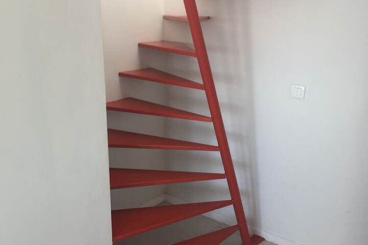 Room 14 of 46
