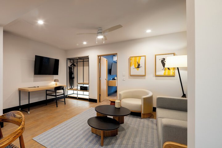 Room 17 of 58