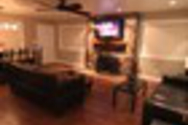 Room 359 of 828