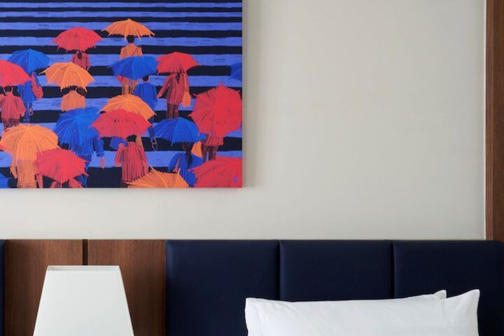 Room 6 of 34