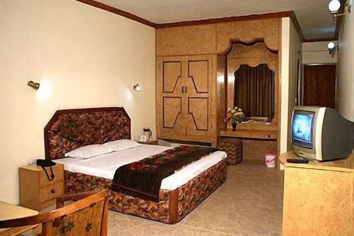 Room 19 of 47
