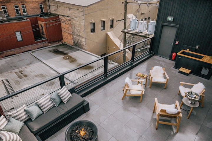 Terrace/Patio 39 of 64