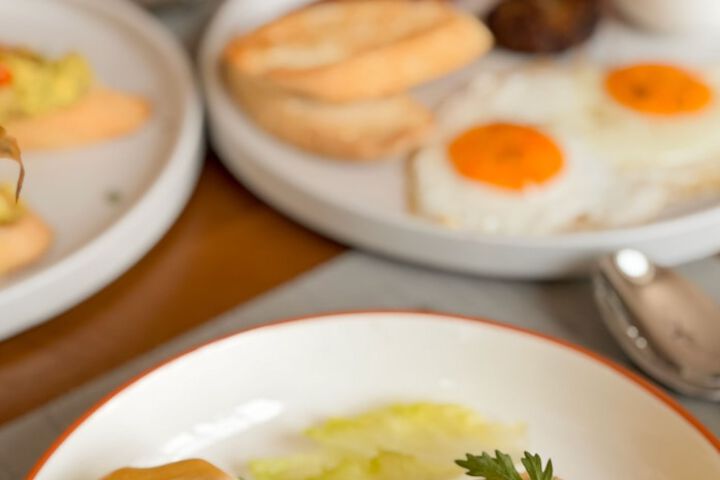 Breakfast/Coffee Service 98 of 113
