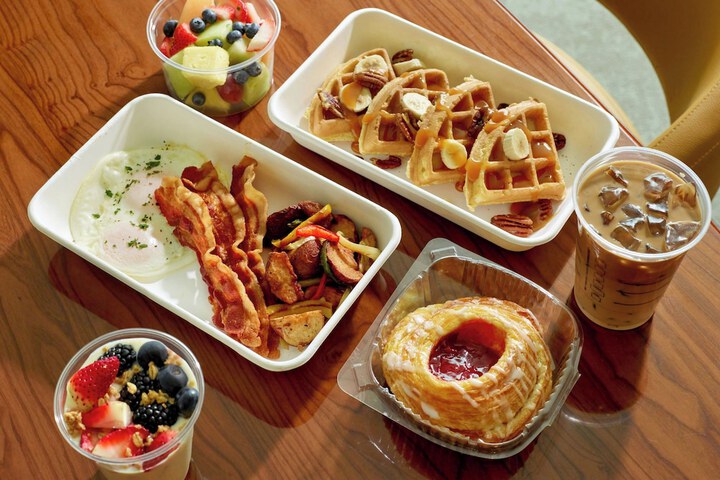 Breakfast/Coffee Service 59 of 98