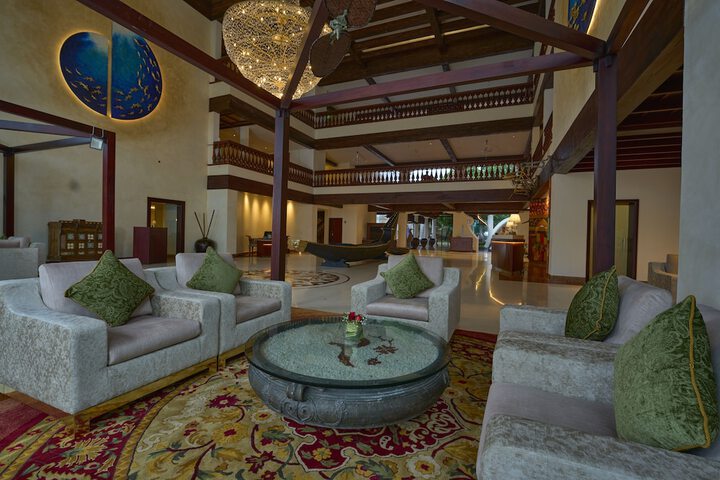 Hotel 2 of 115