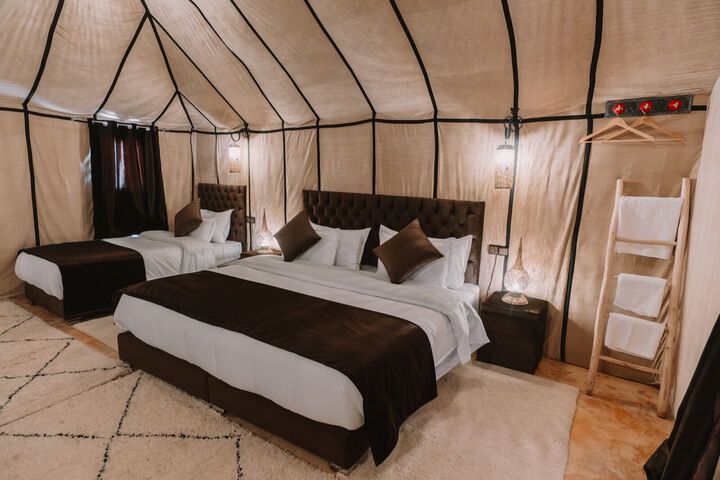 Room 4 of 20