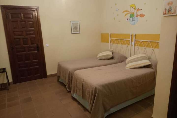 Room 15 of 23