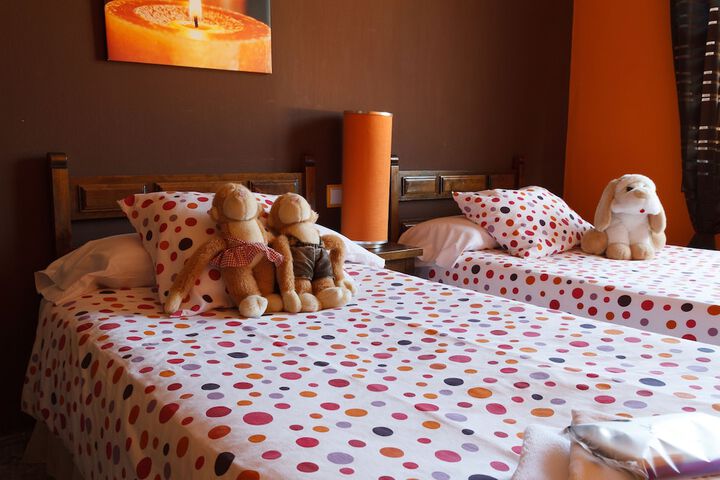 Room 15 of 183
