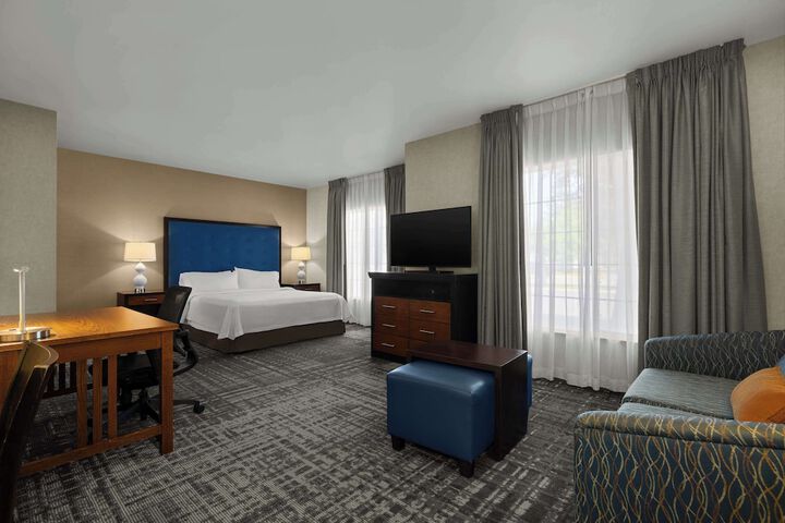 1 King Bed Studio Suite (16 of 21)