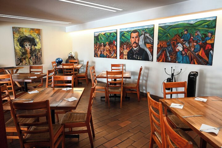 Dining Photos