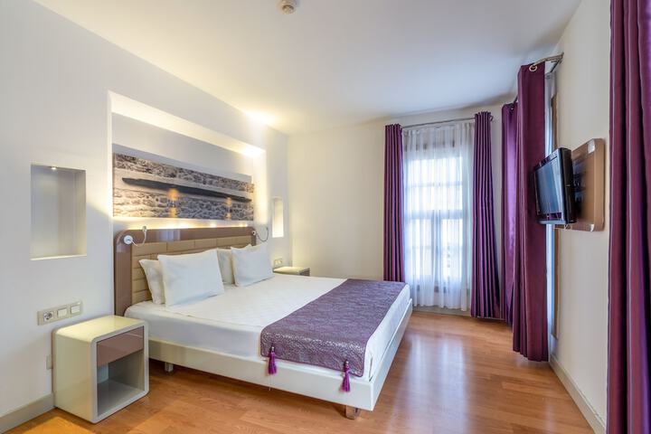 Room 26 of 113