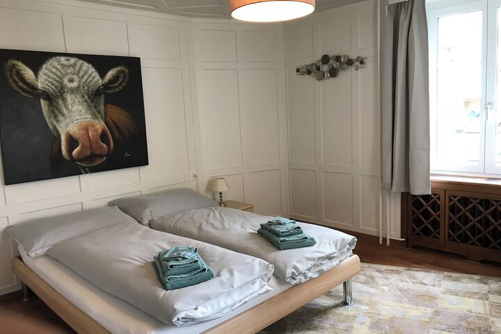 Room 10 of 40