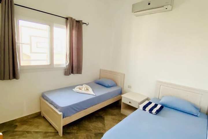 Room 26 of 108