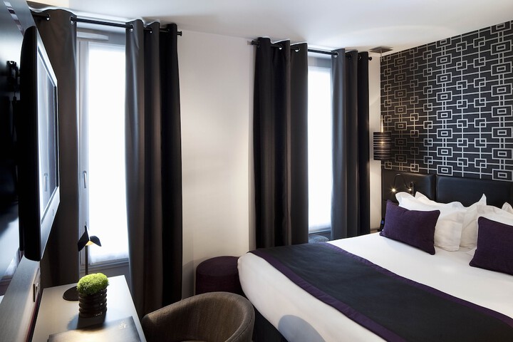 Room 4 of 41