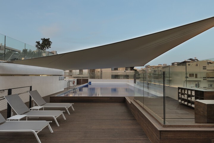 Sundeck 95 of 100