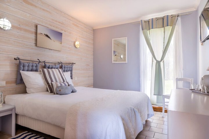Room 4 of 54