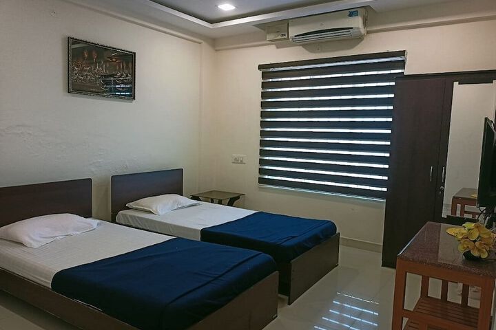 Room 28 of 61