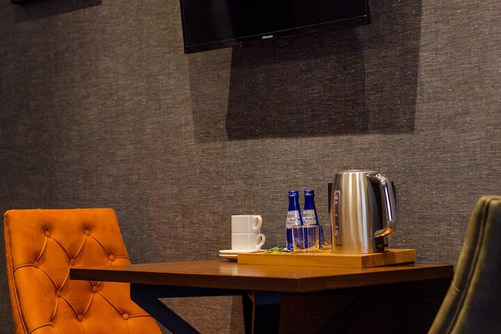 Room 40 of 199