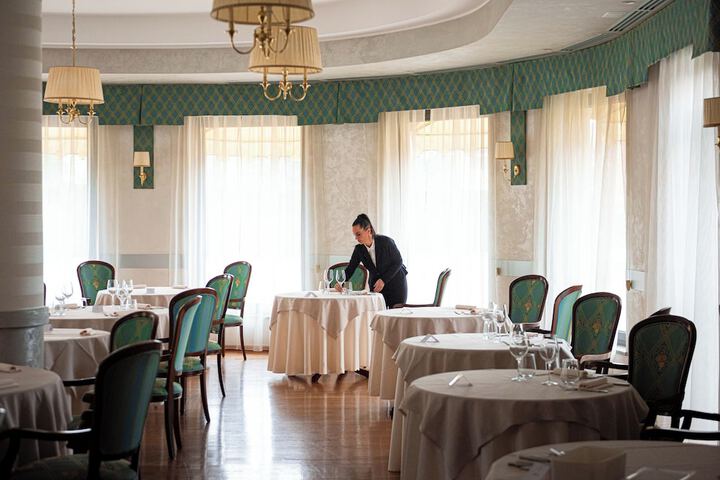 Dining Photos