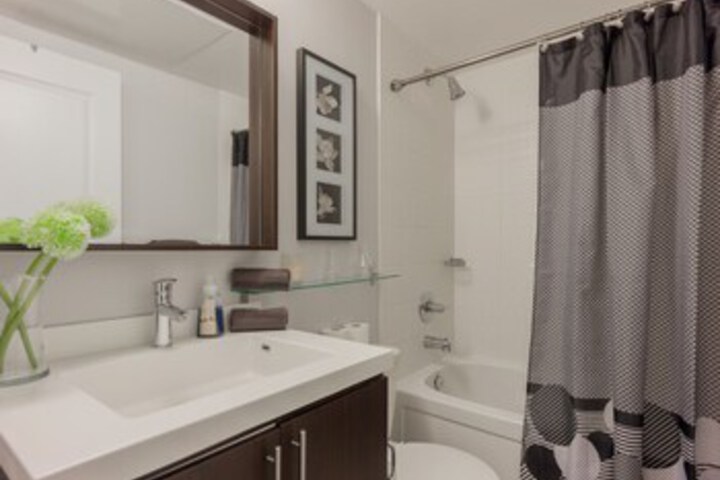 Room 6 of 48