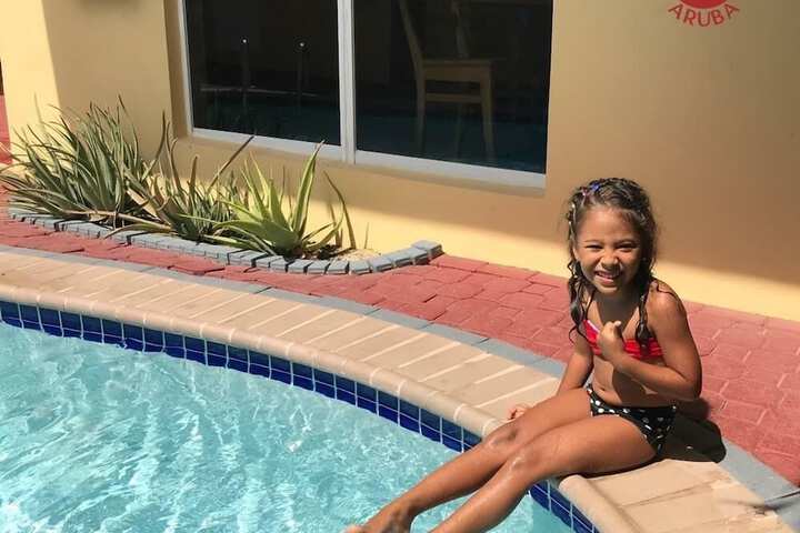 Pool 9 of 27