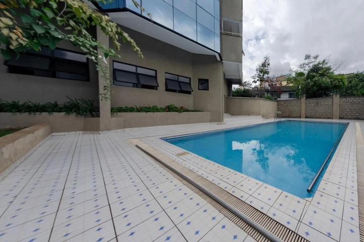 Pool 9 of 13