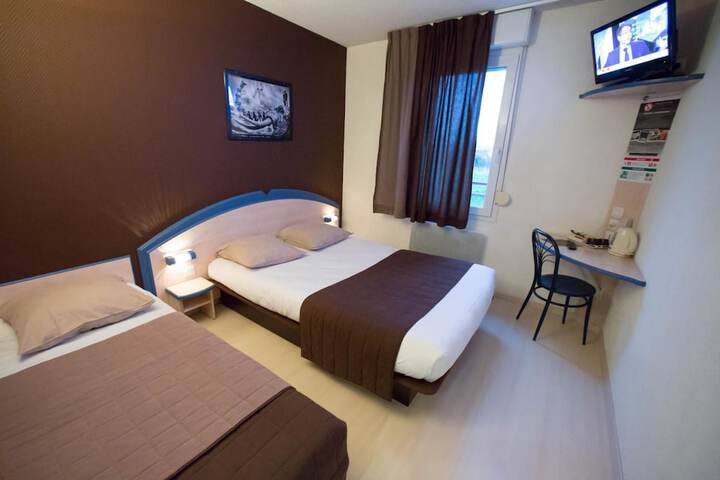 Room 12 of 47