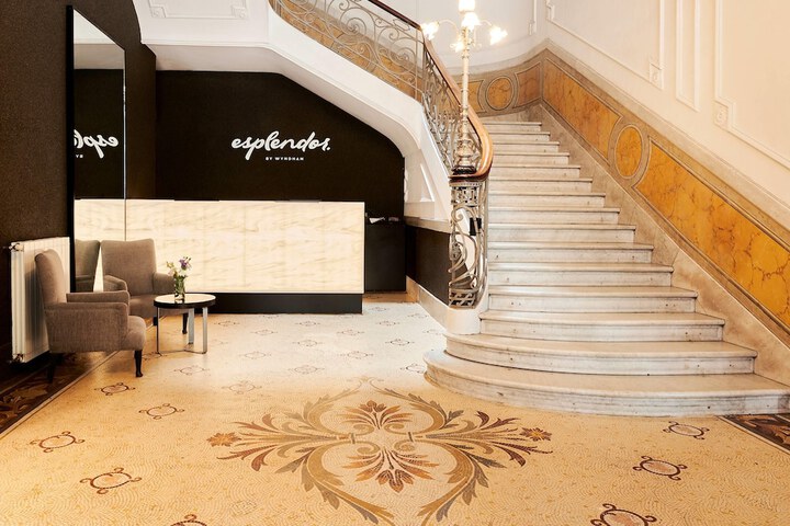 Hotel Lobby