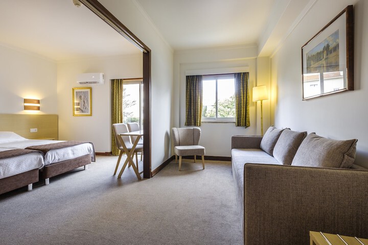 Room 54 of 92