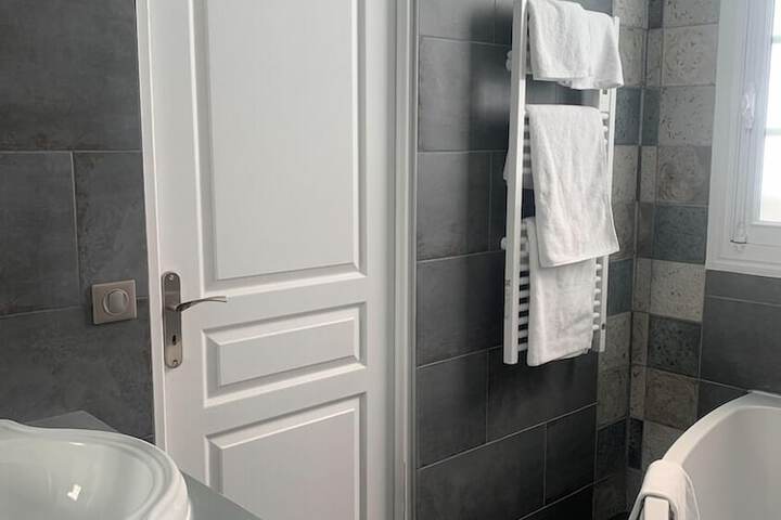 Room 68 of 101