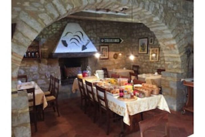 Breakfast/Coffee Service 52 of 76