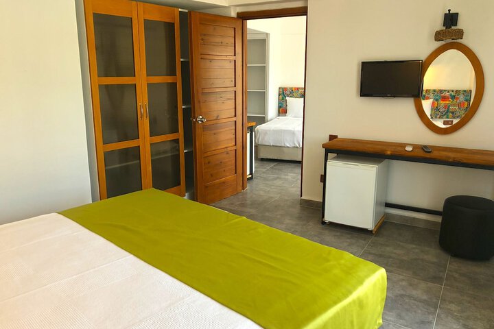 Room 18 of 60